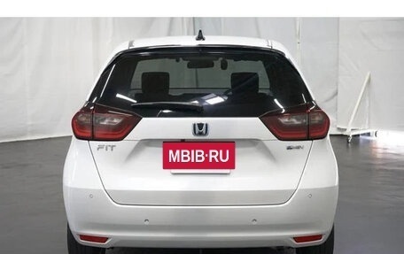 Honda Fit, 2022 год, 850 000 рублей, 5 фотография
