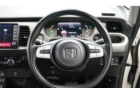Honda Fit, 2022 год, 850 000 рублей, 14 фотография
