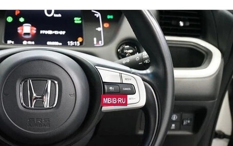 Honda Fit, 2022 год, 850 000 рублей, 32 фотография