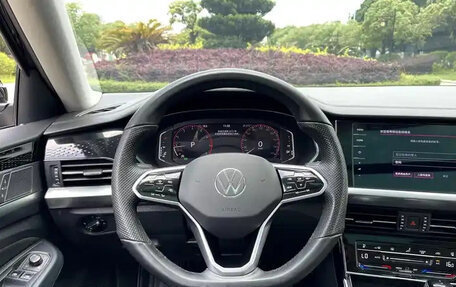 Volkswagen Passat B8 рестайлинг, 2022 год, 2 239 810 рублей, 10 фотография