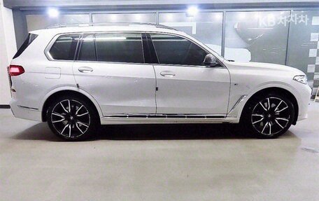 BMW X7, 2022 год, 7 530 010 рублей, 3 фотография