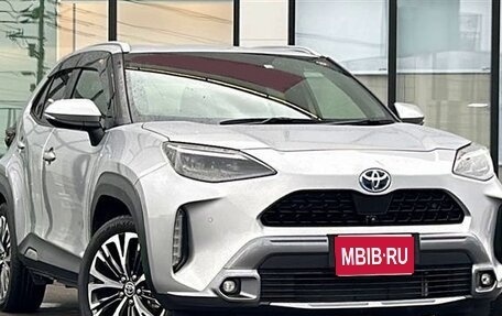 Toyota Yaris Cross, 2021 год, 1 430 000 рублей, 1 фотография