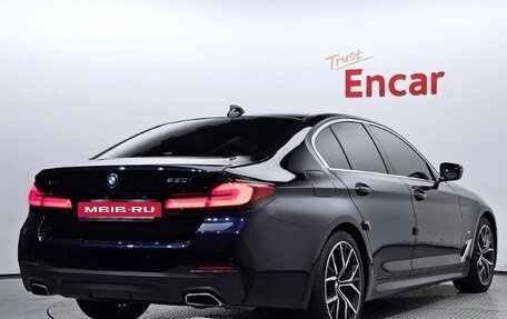 BMW 5 серия, 2021 год, 3 310 010 рублей, 2 фотография