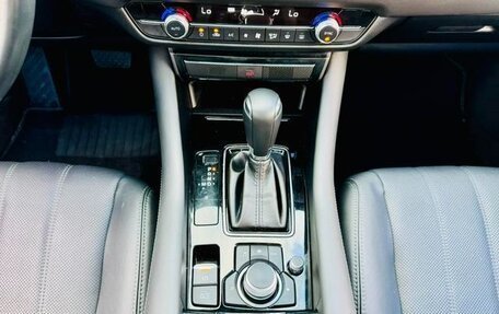 Mazda 6, 2021 год, 2 000 000 рублей, 24 фотография