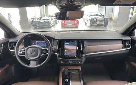 Volvo V90 Cross Country I рестайлинг, 2022 год, 3 510 000 рублей, 11 фотография