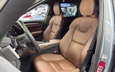 Volvo V90 Cross Country I рестайлинг, 2022 год, 3 510 000 рублей, 10 фотография