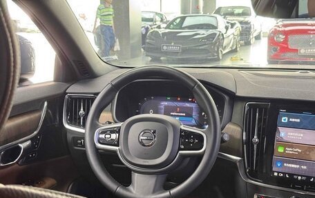 Volvo V90 Cross Country I рестайлинг, 2022 год, 3 510 000 рублей, 12 фотография