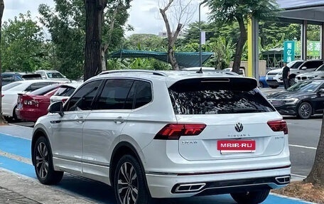 Volkswagen Tiguan II, 2022 год, 2 455 855 рублей, 6 фотография