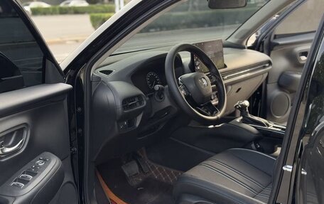 Honda HR-V, 2023 год, 2 300 000 рублей, 17 фотография