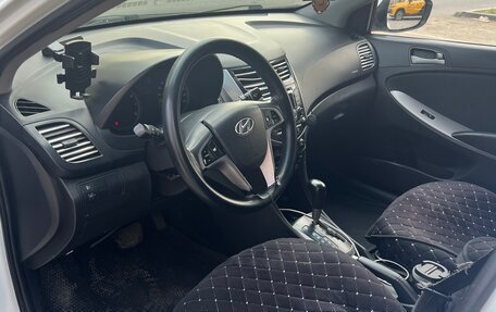 Hyundai Solaris II рестайлинг, 2014 год, 599 999 рублей, 8 фотография