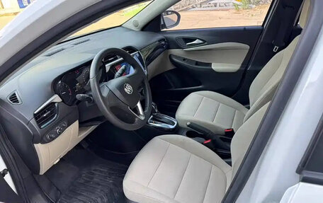 Buick Excelle III, 2022 год, 950 000 рублей, 6 фотография