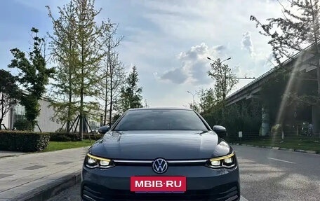 Volkswagen Golf VIII, 2022 год, 1 500 000 рублей, 2 фотография