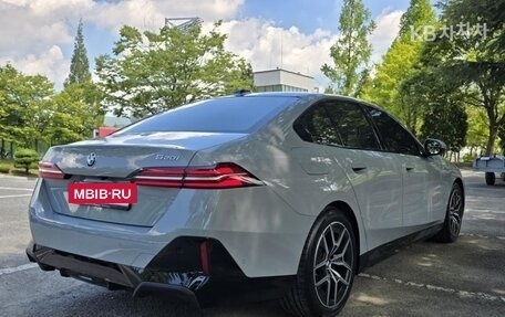 BMW 5 серия, 2024 год, 5 941 000 рублей, 4 фотография