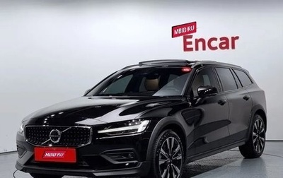 Volvo V60 Cross Country II, 2024 год, 4 997 000 рублей, 1 фотография
