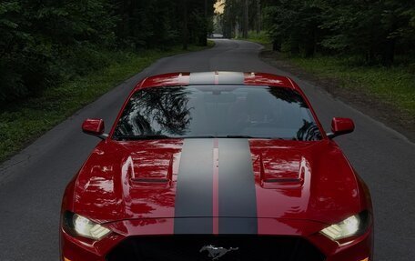 Ford Mustang VI рестайлинг, 2019 год, 3 990 000 рублей, 1 фотография