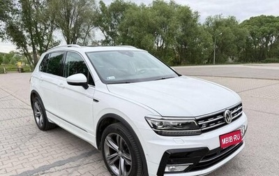 Volkswagen Tiguan II, 2017 год, 1 850 000 рублей, 1 фотография