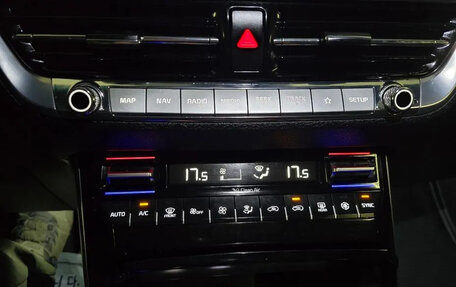 KIA Mohave I, 2022 год, 3 300 111 рублей, 13 фотография