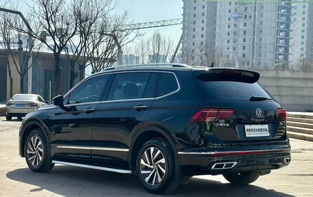 Volkswagen Tiguan II, 2022 год, 2 100 855 рублей, 4 фотография