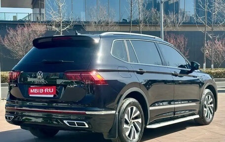 Volkswagen Tiguan II, 2022 год, 2 100 855 рублей, 6 фотография