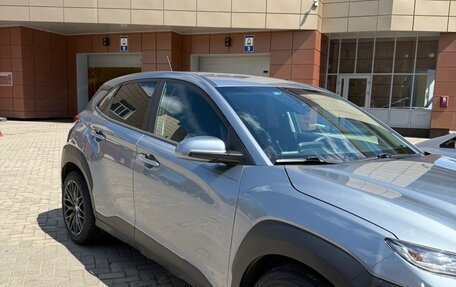 Hyundai Kona I, 2020 год, 1 670 000 рублей, 5 фотография