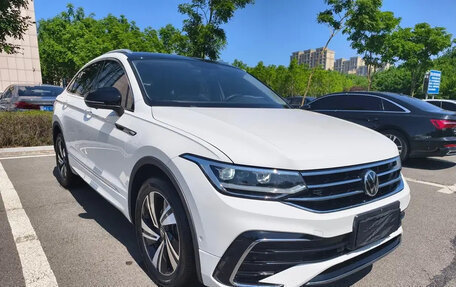 Volkswagen Tiguan II, 2022 год, 2 550 855 рублей, 3 фотография
