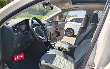 Volkswagen Tiguan II, 2022 год, 2 550 855 рублей, 8 фотография