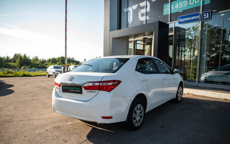 Toyota Corolla, 2013 год, 1 100 000 рублей, 5 фотография