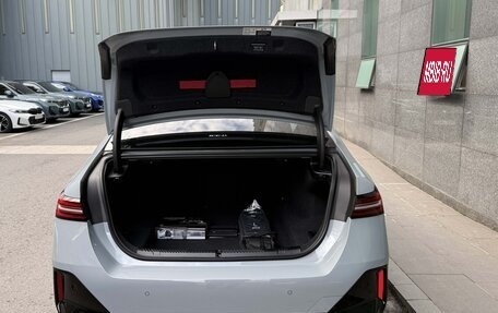 BMW 5 серия, 2025 год, 7 690 000 рублей, 19 фотография