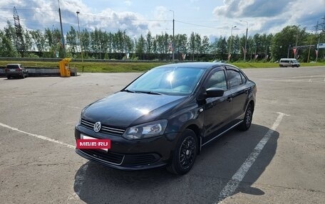 Volkswagen Polo VI (EU Market), 2011 год, 580 000 рублей, 2 фотография