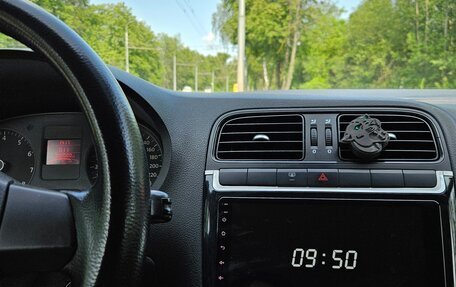 Volkswagen Polo VI (EU Market), 2011 год, 580 000 рублей, 14 фотография