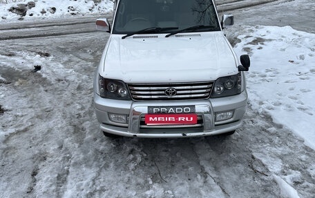 Toyota Land Cruiser Prado 90 рестайлинг, 2000 год, 1 550 000 рублей, 2 фотография