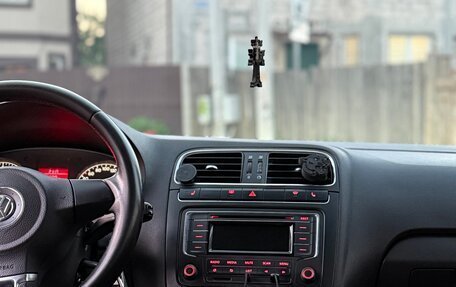 Volkswagen Polo VI (EU Market), 2013 год, 745 000 рублей, 13 фотография