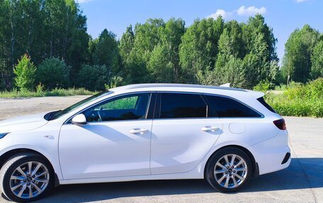 KIA cee'd III, 2022 год, 2 300 000 рублей, 5 фотография