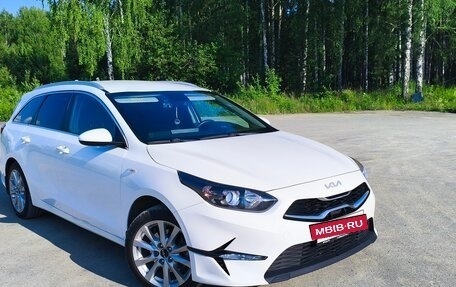 KIA cee'd III, 2022 год, 2 300 000 рублей, 2 фотография