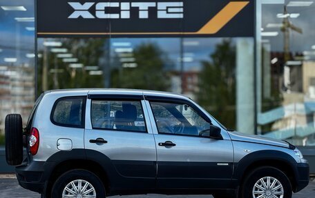 Chevrolet Niva I рестайлинг, 2014 год, 569 000 рублей, 3 фотография