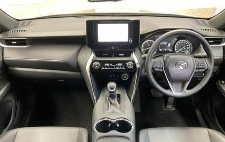 Toyota Harrier, 2024 год, 2 350 000 рублей, 10 фотография
