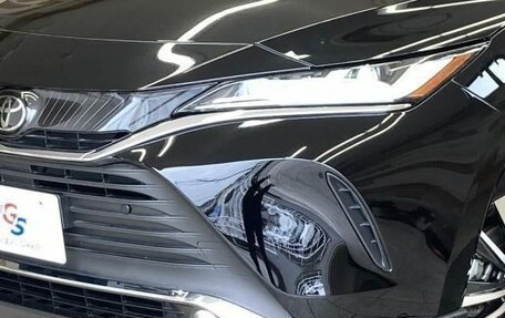 Toyota Harrier, 2024 год, 2 350 000 рублей, 9 фотография