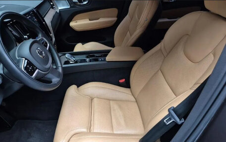 Volvo XC60 II, 2022 год, 3 830 010 рублей, 10 фотография