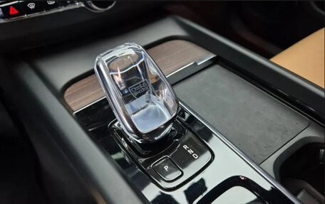 Volvo XC60 II, 2022 год, 3 830 010 рублей, 9 фотография