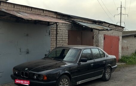 BMW 5 серия, 1990 год, 360 000 рублей, 3 фотография