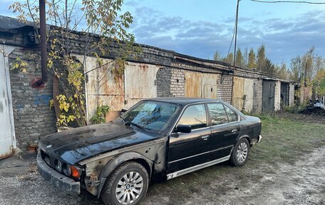 BMW 5 серия, 1990 год, 360 000 рублей, 13 фотография