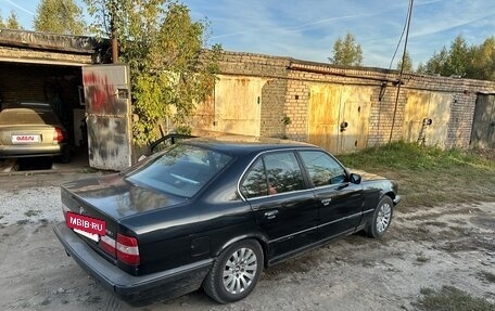 BMW 5 серия, 1990 год, 360 000 рублей, 18 фотография
