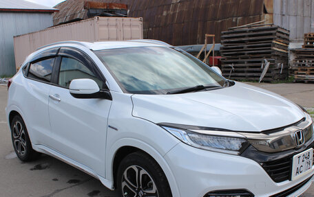 Honda Vezel, 2018 год, 1 680 000 рублей, 3 фотография