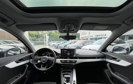 Audi A4, 2022 год, 2 240 000 рублей, 3 фотография