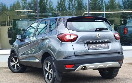 Renault Kaptur I рестайлинг, 2018 год, 1 300 000 рублей, 6 фотография