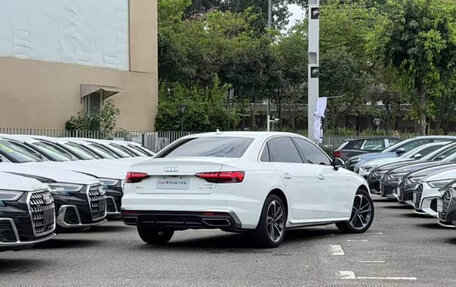 Audi A4, 2022 год, 2 240 000 рублей, 2 фотография