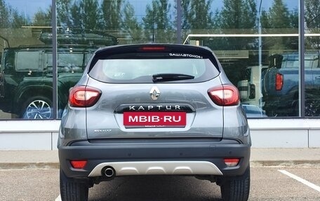 Renault Kaptur I рестайлинг, 2018 год, 1 300 000 рублей, 5 фотография