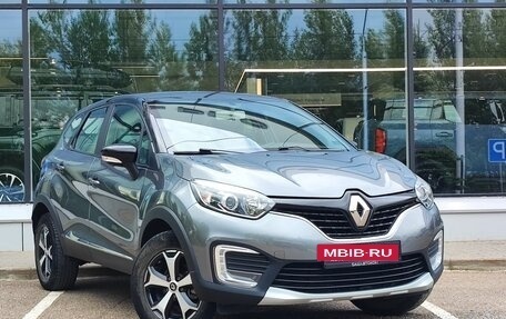 Renault Kaptur I рестайлинг, 2018 год, 1 300 000 рублей, 2 фотография