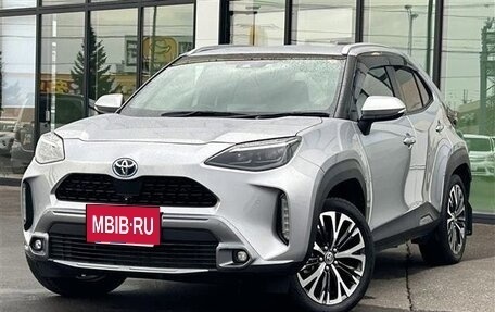 Toyota Yaris Cross, 2021 год, 1 430 000 рублей, 3 фотография