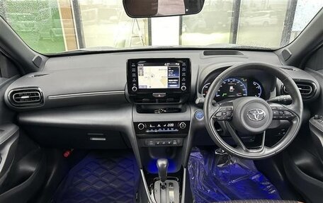 Toyota Yaris Cross, 2021 год, 1 430 000 рублей, 11 фотография